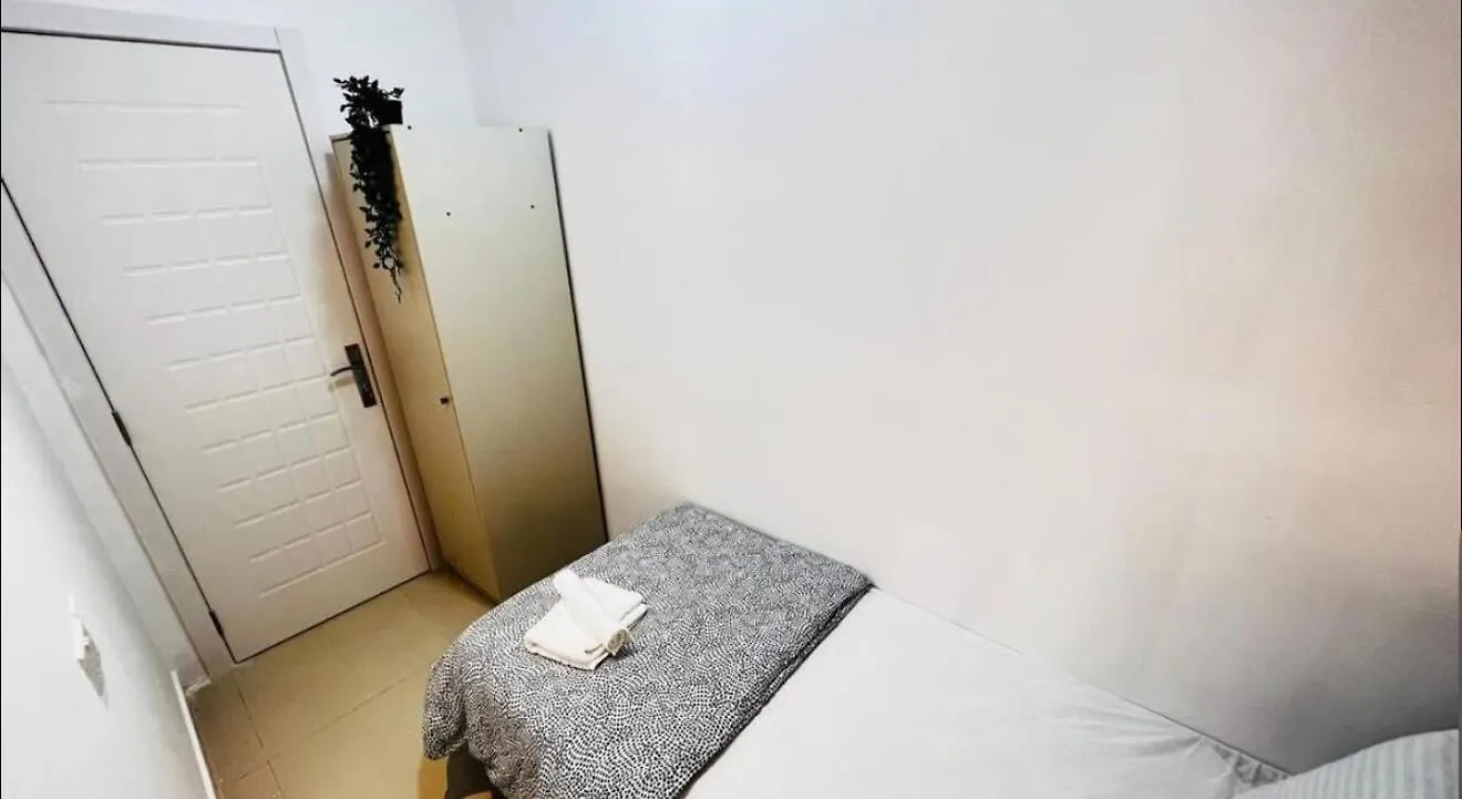 Ideal Partition Room In Barsha 1 Near Metro Dubai 0*,